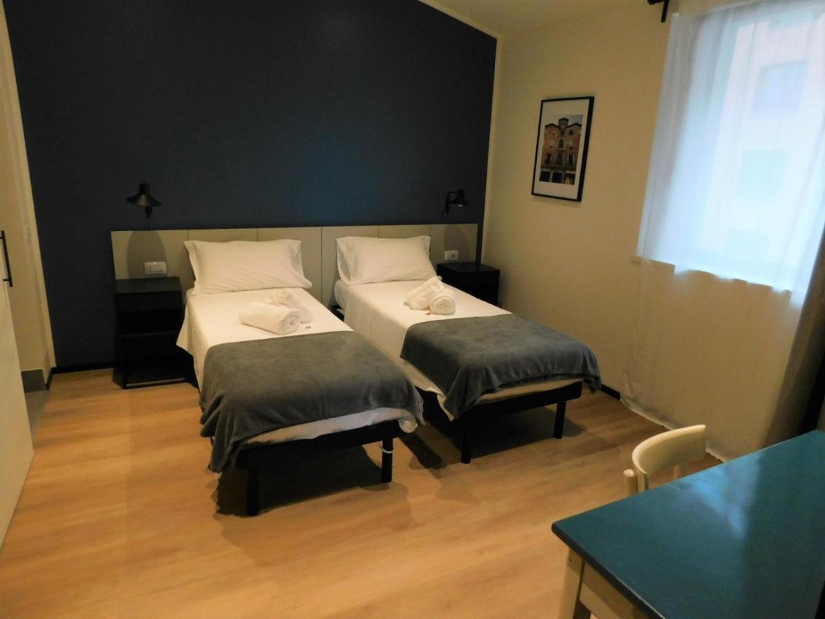 Piumaviola Beds & Apartments 帕爾馬 外观 照片