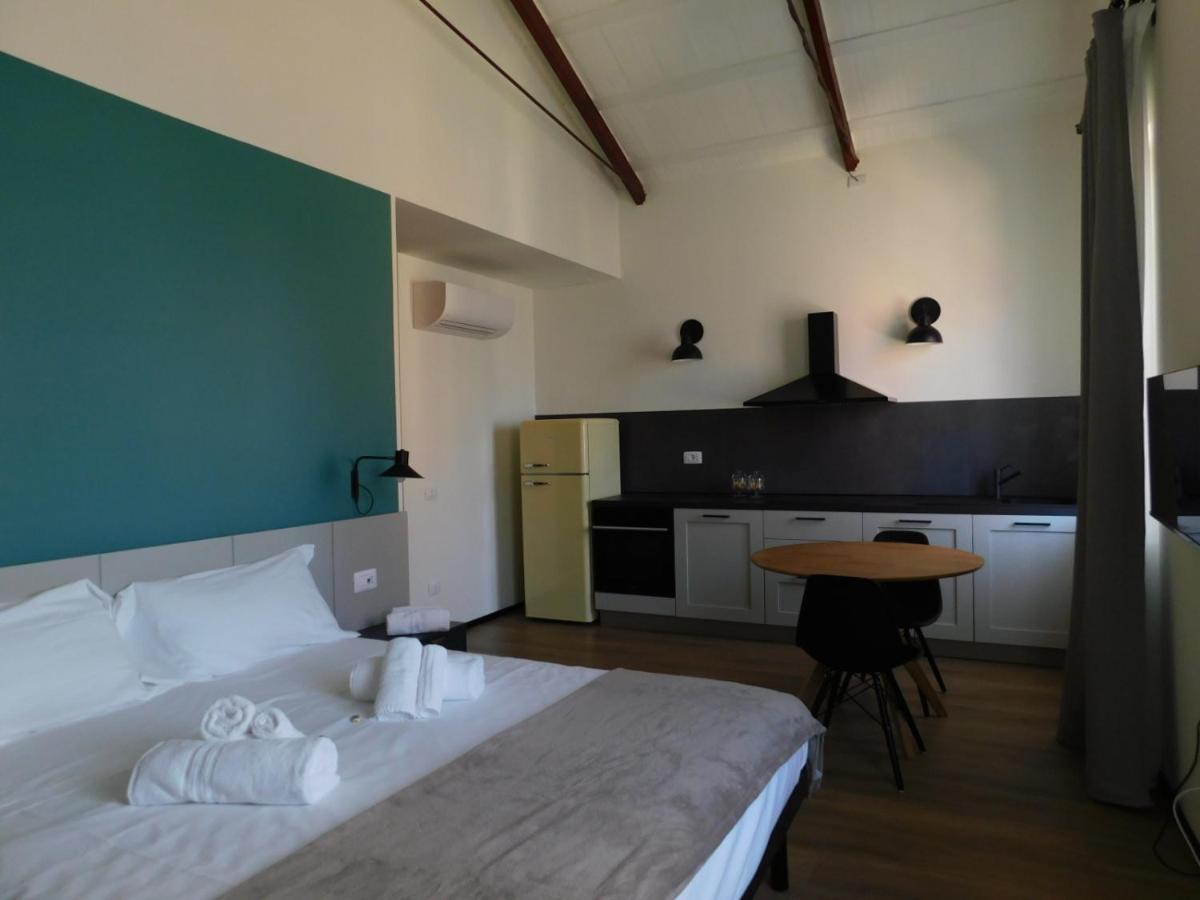 Piumaviola Beds & Apartments 帕爾馬 外观 照片
