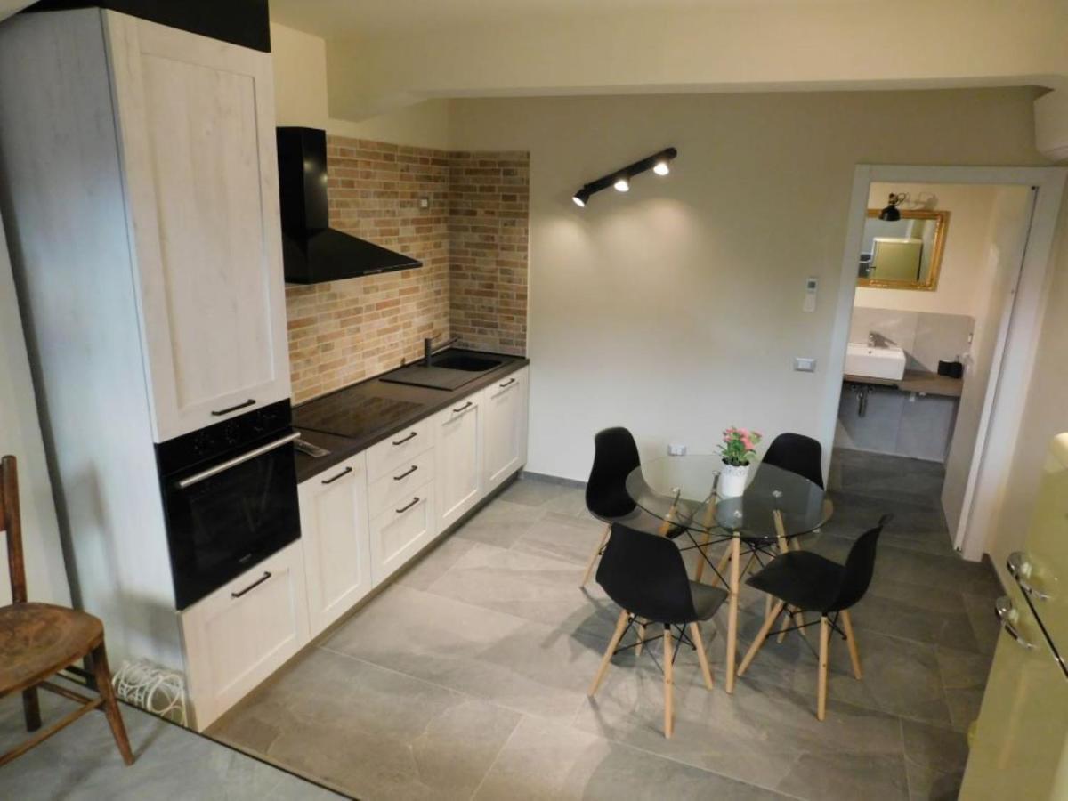 Piumaviola Beds & Apartments 帕爾馬 外观 照片